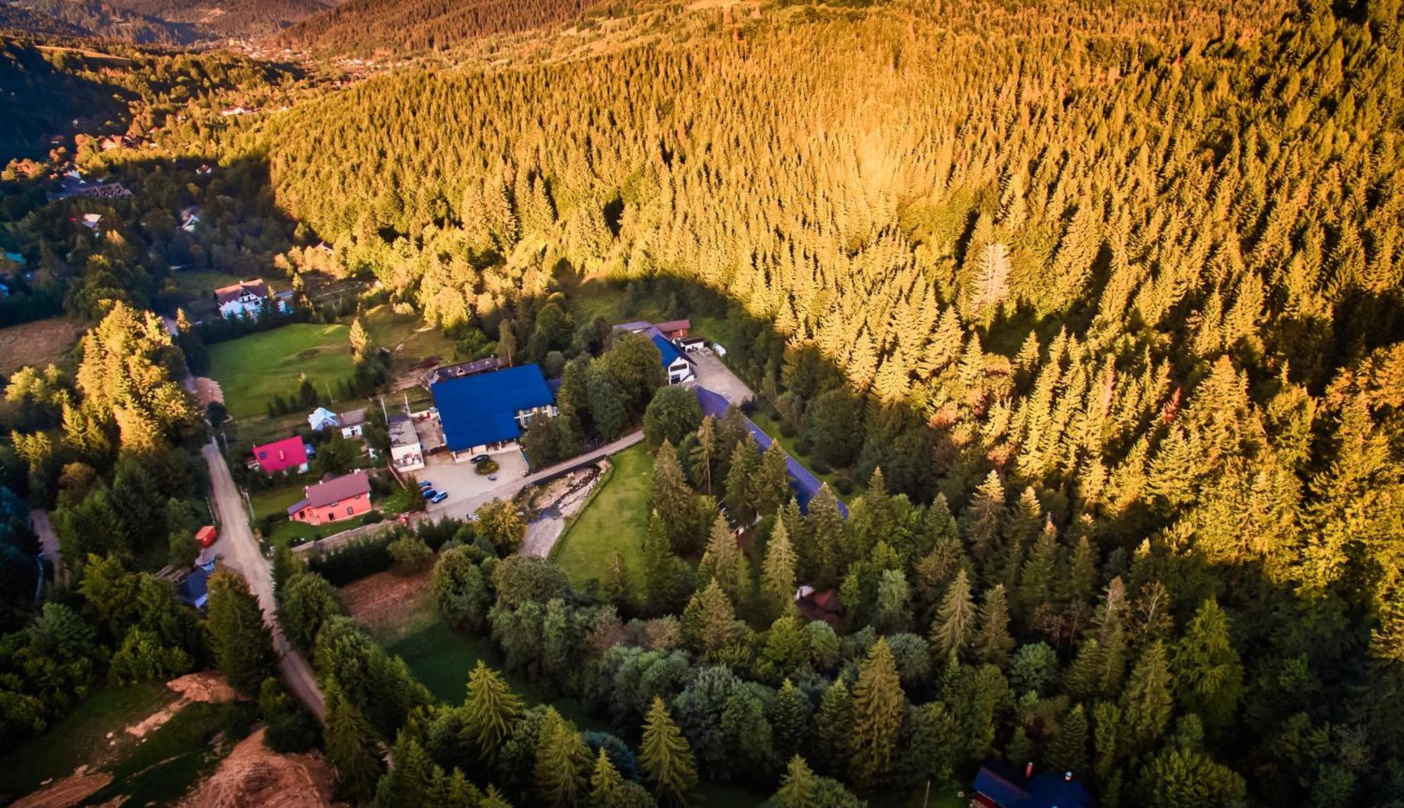 Hotel & Restaurant Sofia Сучевіца Екстер'єр фото